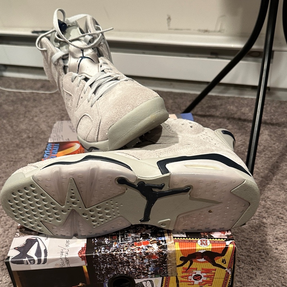 Air Jordan Retro 6 Sneakers “Georgetown”